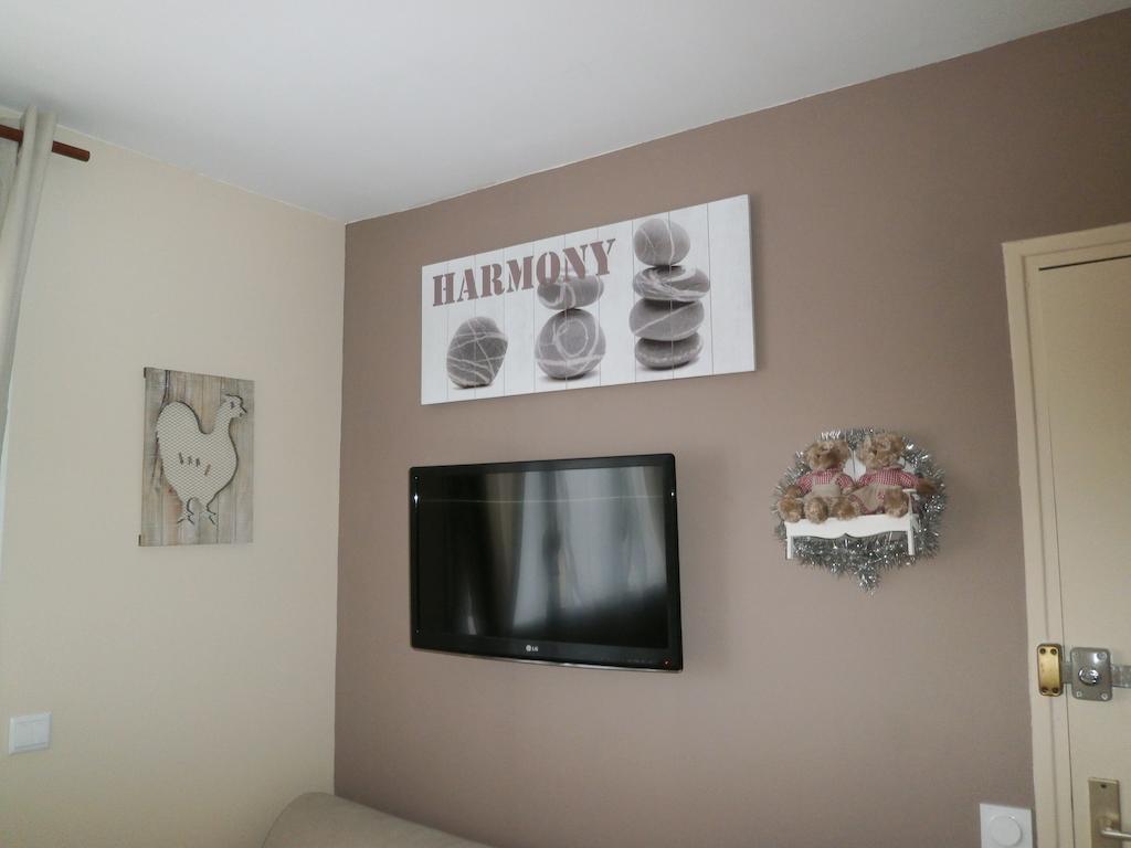 Au 14 Honfleur Parking Prive Apartment Ruang foto