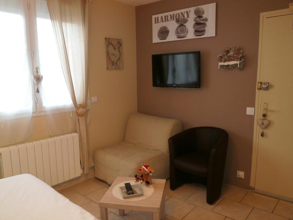 Au 14 Honfleur Parking Prive Apartment Ruang foto
