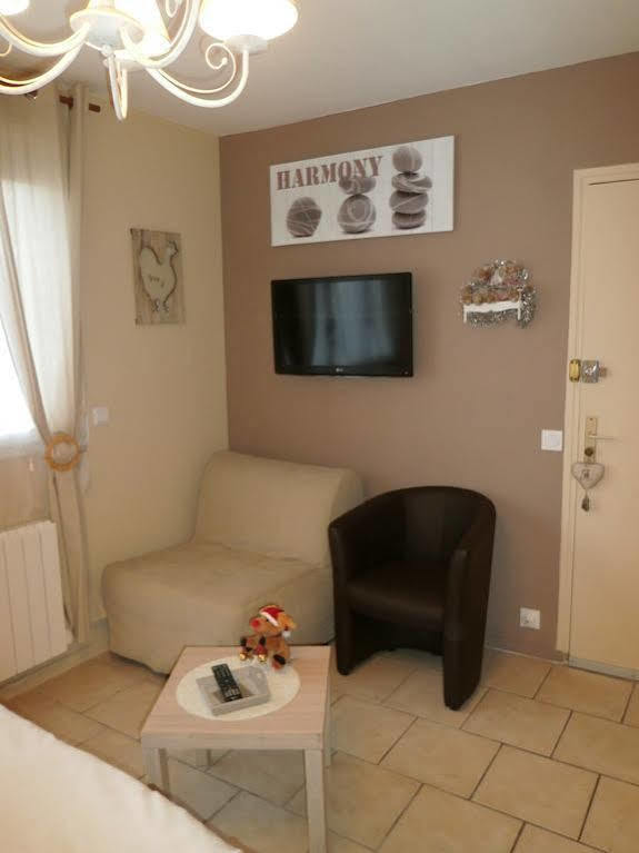 Au 14 Honfleur Parking Prive Apartment Bagian luar foto